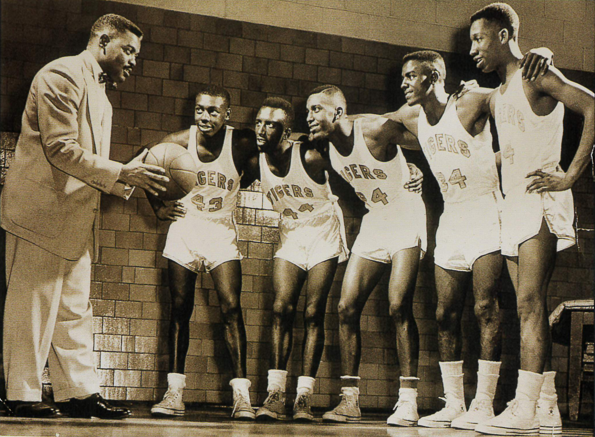 Ray Crowe Attucks Five