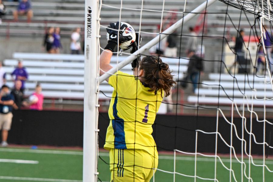 2024-25 Hero Front Page Girls Soccer